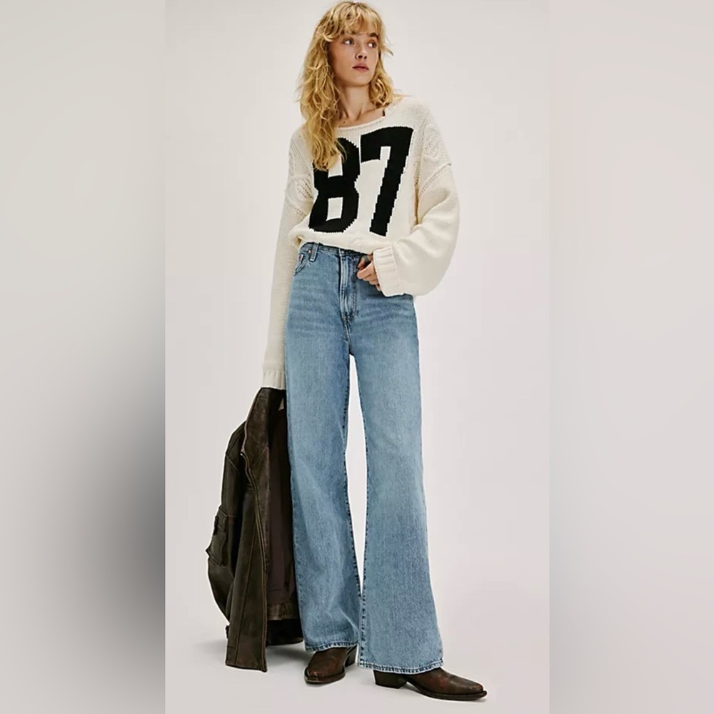 Free People x Levi’s Ribcage Bell Jeans